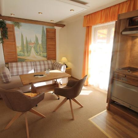 Haus Sonnenschein Hotell Grainau Exteriör bild